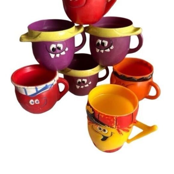 Pillsbury FUNNY FACE vintage Kool-aid cup bundle 7 pcs vintage 1960s MCM.  221 8 - Picture 1 of 2